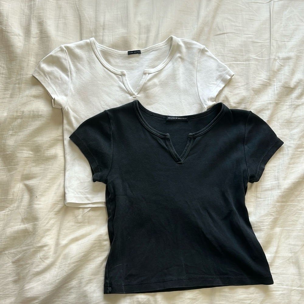 brandy melville short sleeve set of 2